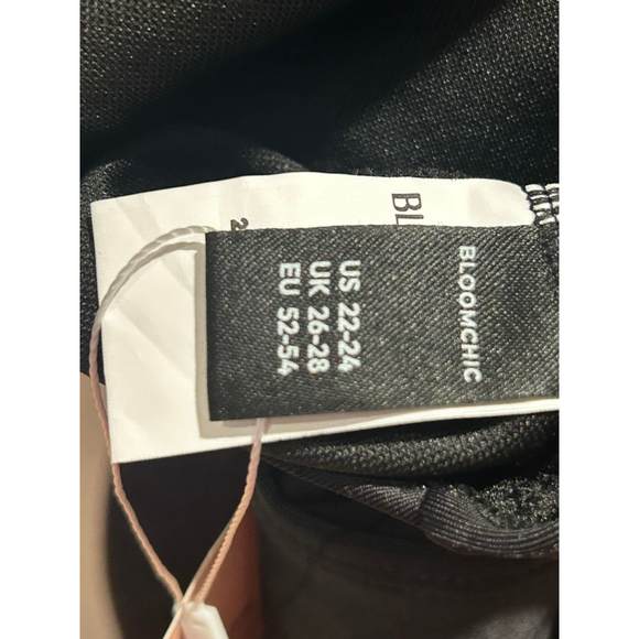 Women's BLOOMCHIC Black Plus Size 22 one piece swimsuit - Picture 4 of 5